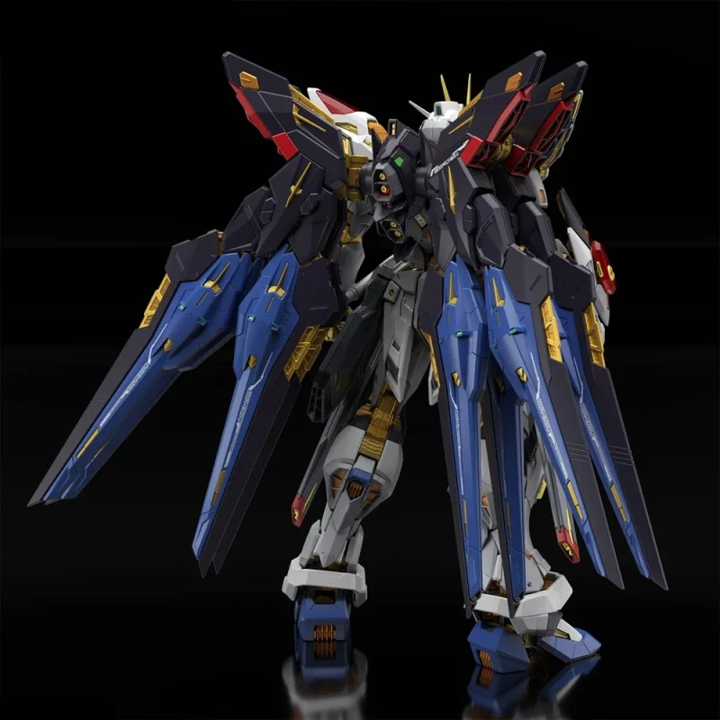 Bandai MGEX ZGMF-X20A Strike Freedom Gundam (Mobile Suit Gundam SEED Destiny)